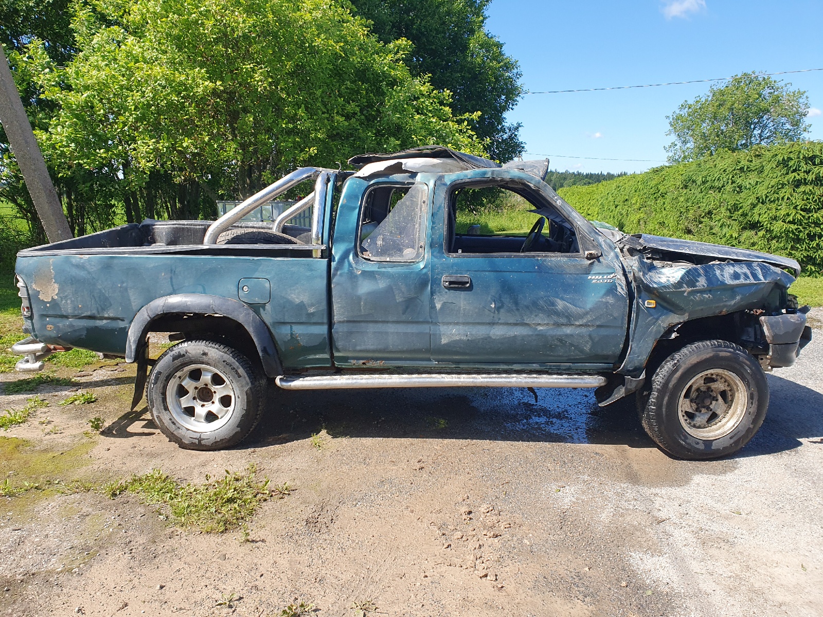 Toyota Hilux 2.4TD 66kw - Image 6
