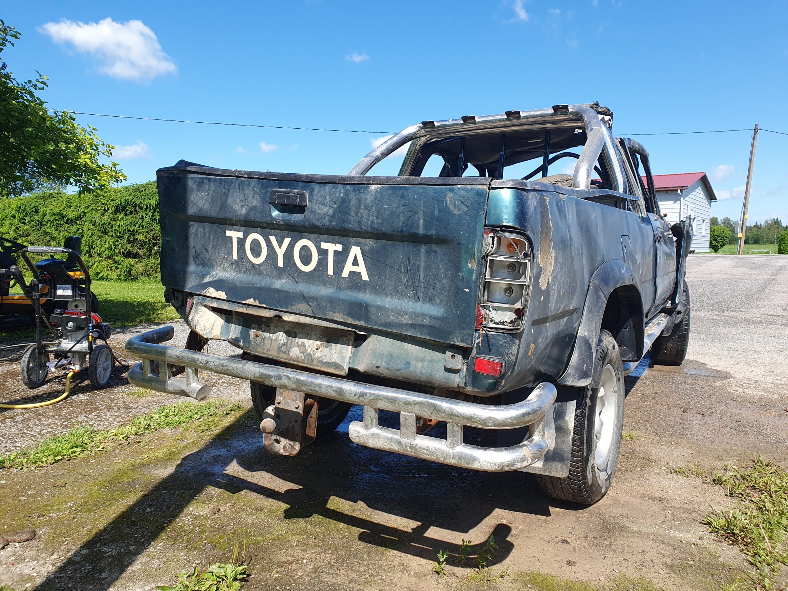 Toyota Hilux 2.4TD 66kw - Image 5