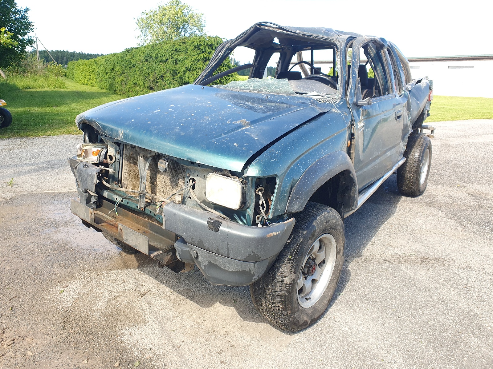 Toyota Hilux 2.4TD 66kw
