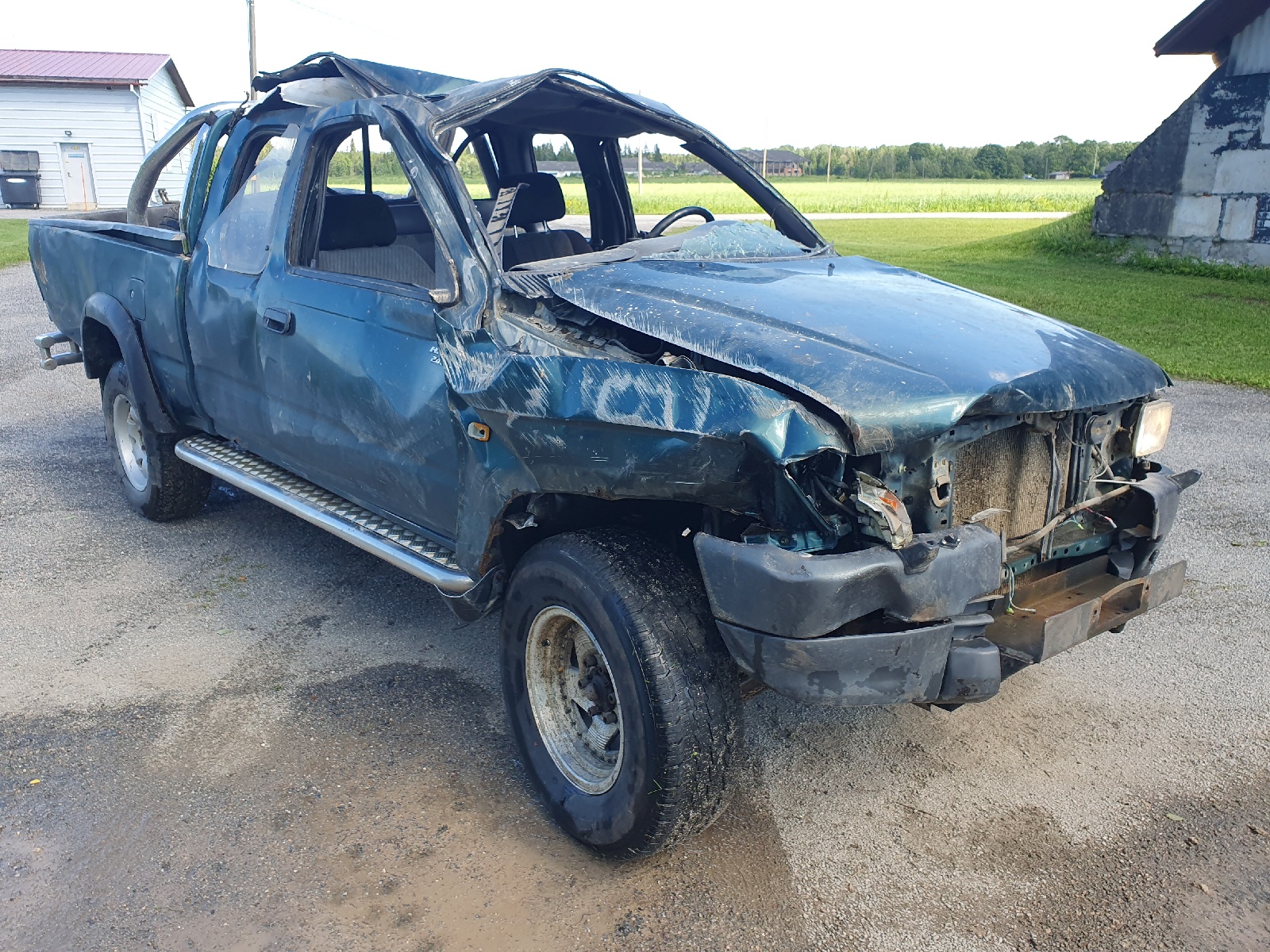 Toyota Hilux 2.4TD 66kw - Image 2